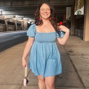 Meet your Posher, Lily